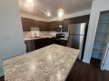 Grand bend club apartments, grand blanc, michigan